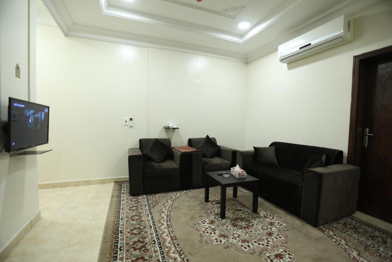 Al Eairy Apartments- Dammam 8 Экстерьер фото