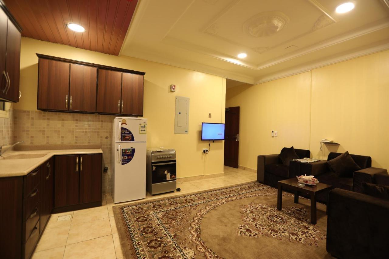 Al Eairy Apartments- Dammam 8 Экстерьер фото